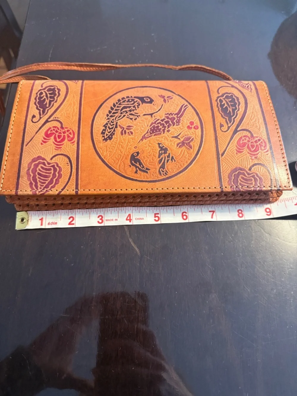 NWOT- Unique Handcrafted Tan Leather purse with Embossed Bird Motif - New - Picture 5 of 6